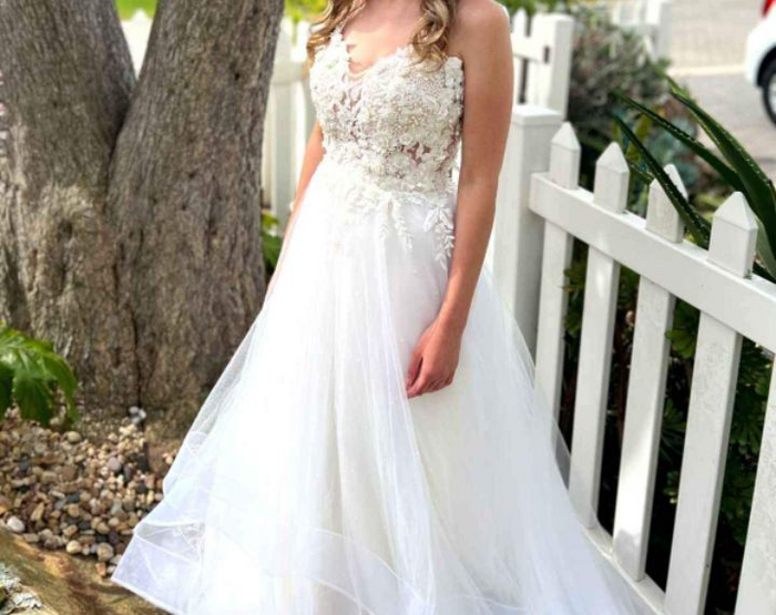 2 In 1 Wedding dress Port Elizabeth Gumtree South Africa