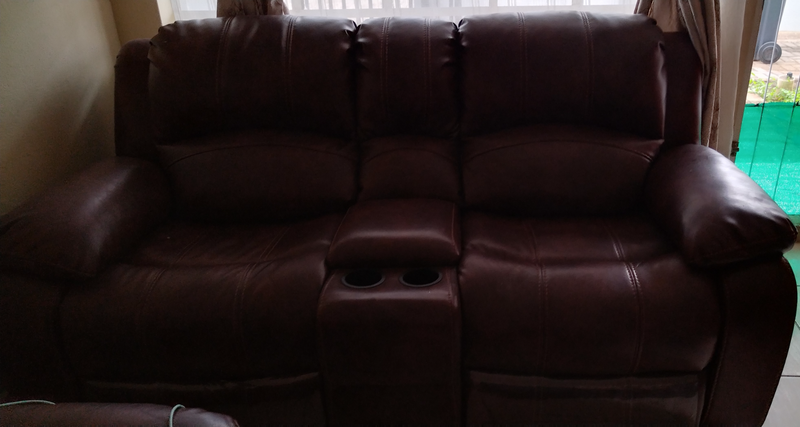 leather lounge suitte