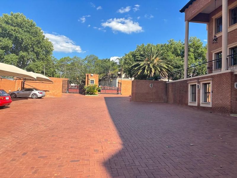 Office To Let in Houghton | Houghton Estate | Johannesburg