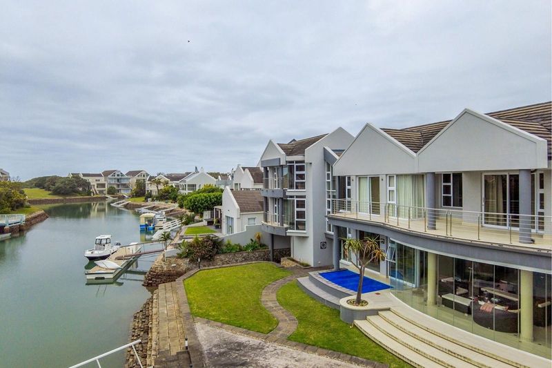 Luxury 5-bedroom home for sale on Royal Alfred Marina