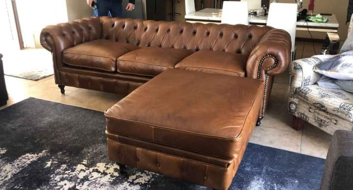 Newly manufactured 2.3m  genuine leather CHESTERFIELD three seater sofa &#43; modular daybed ottoman