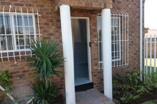 A very neat spacious Duplex for sale in Van Riebeek Park in Kempton Park