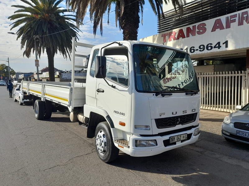 Fuso 13240 7ton dropside in an immaculate condition for sale at a giveaway amount