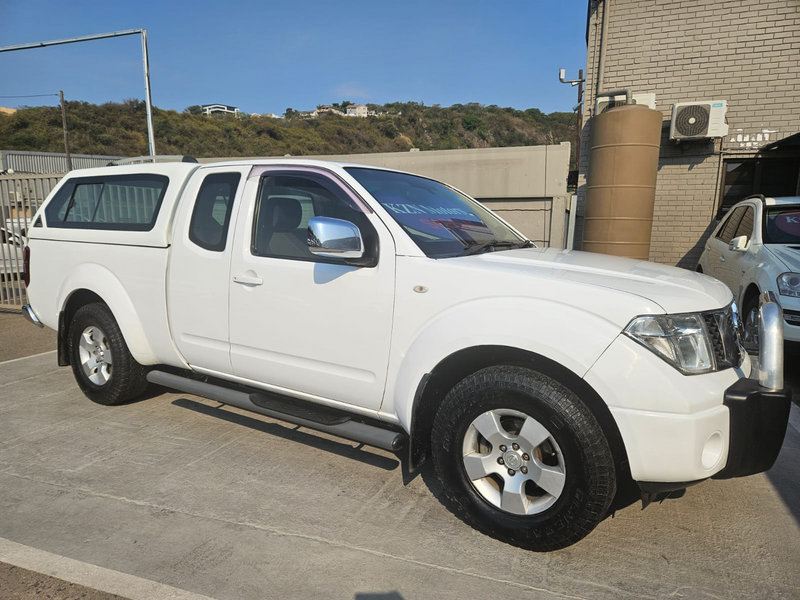 2011 Nissan Navara 2.5 DCi  XE Kingcab 4x2 M