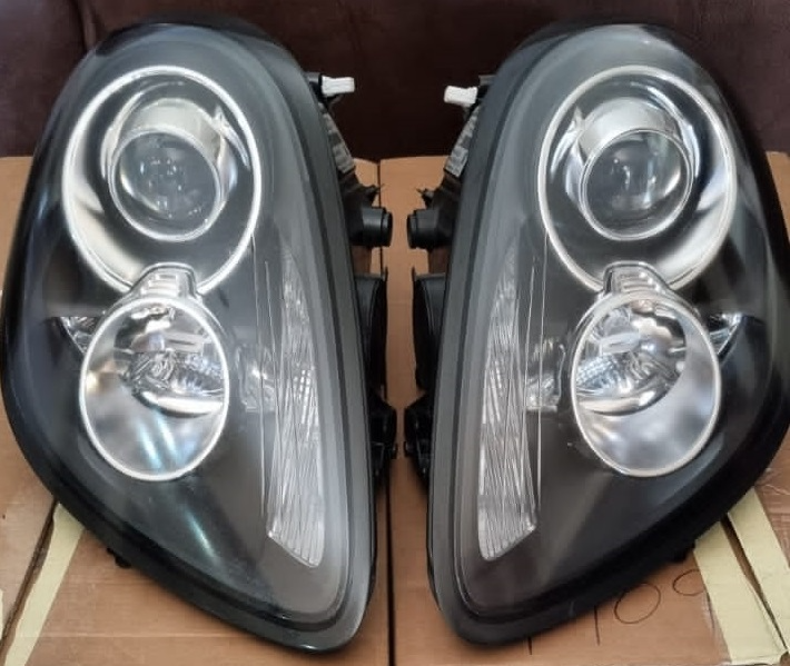 Porsche 981 Boxster / Cayman Xenon headlights for sale