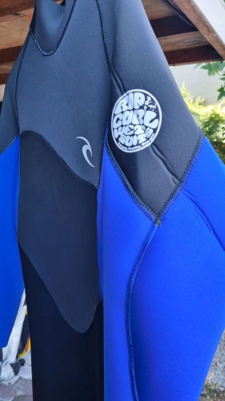 Rip Curl 4/3 wetsuit.