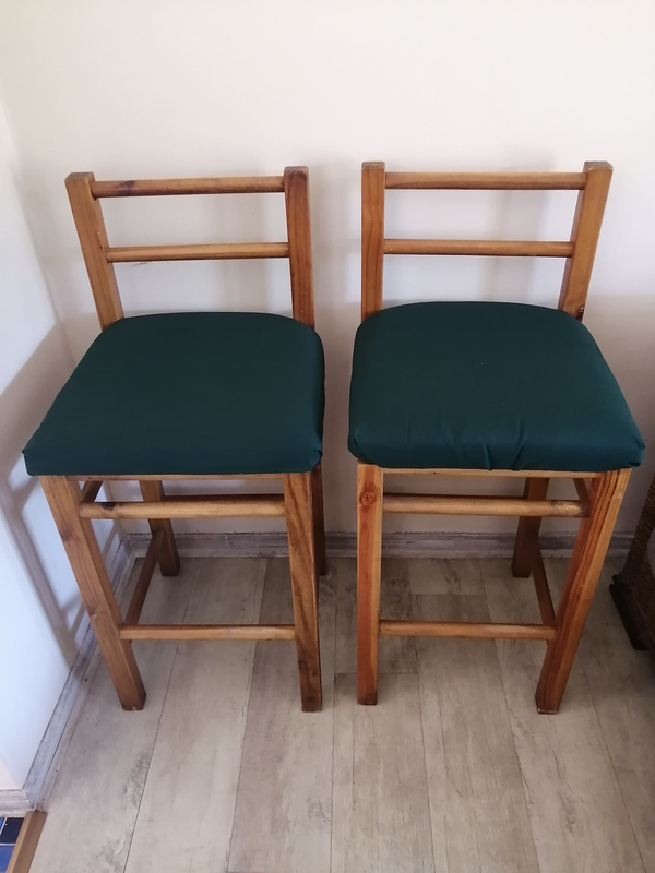 2x Solid Pine barstools (Great condition) R700 NEG
