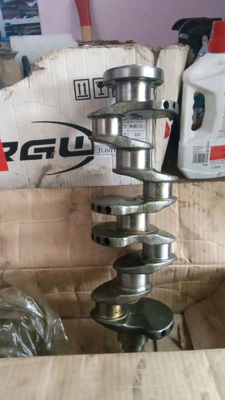 KB250 crankshaft isuzu