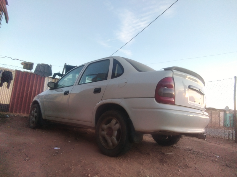 1998 Opel Corsa Sedan