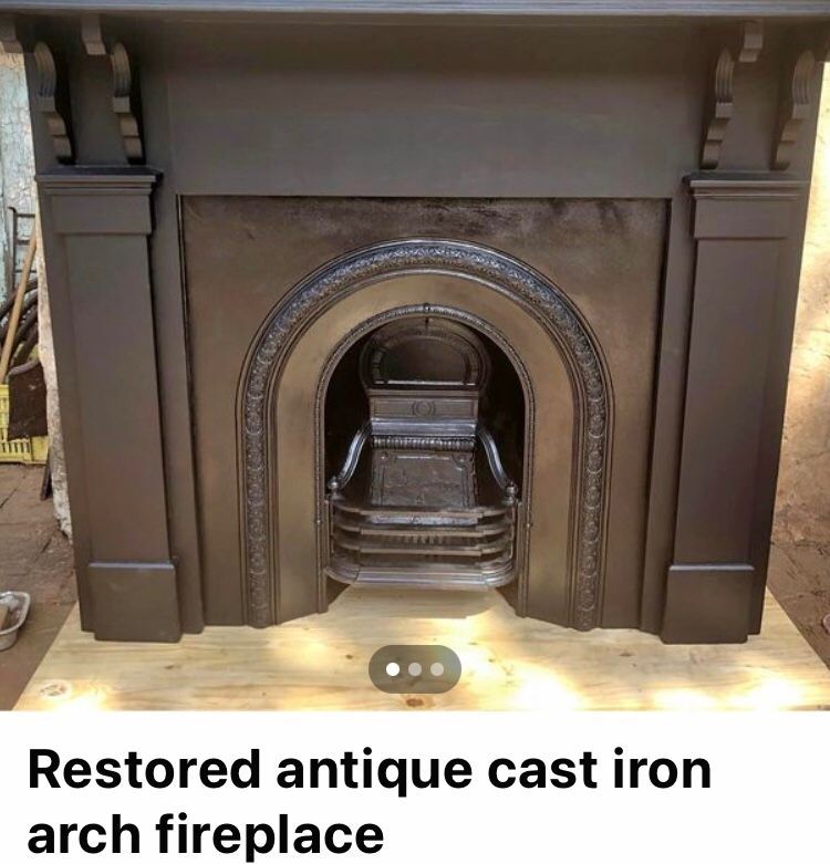Cast iron arch arch  fireplace     Or Horshue.  Style Vintage