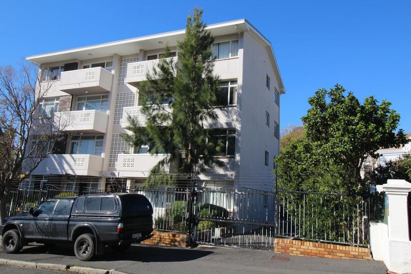 An opportunity to rent a 2-bedroom apartment in Gardens