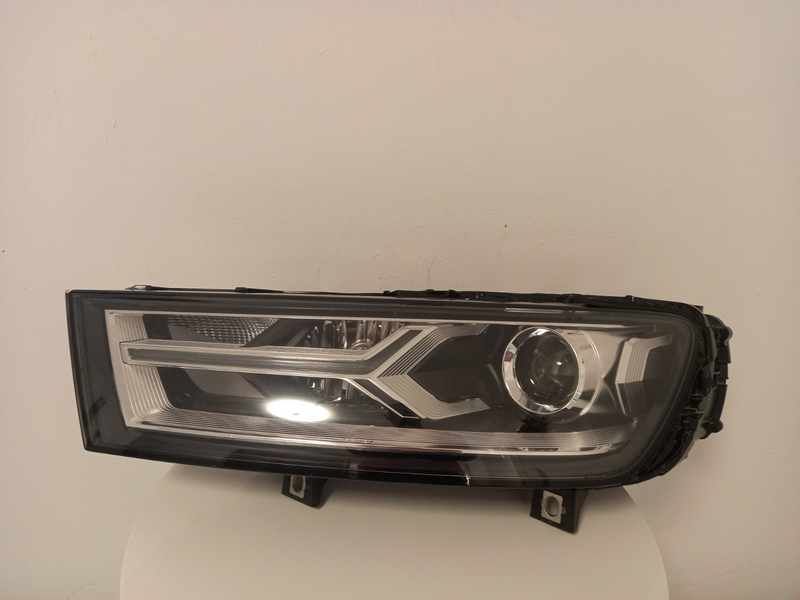 Audi Q7 LHS LED Xenon Headlight (2016 - 2019)