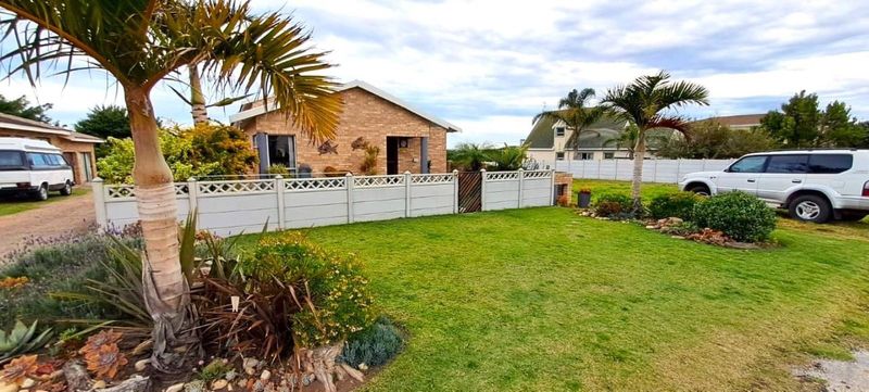 Property for sale in JEFFREYS BAY, ASTON BAY