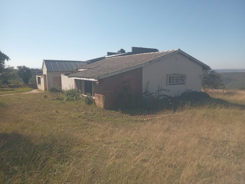 Farm House for Sale in Lion Park Camperdown NOW  R1.6Mil