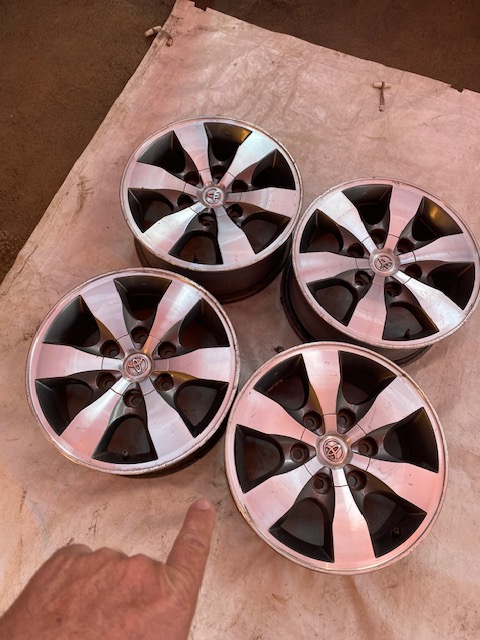 Toyota Hilux Mag Wheels 16&#34; Original OE Mags.