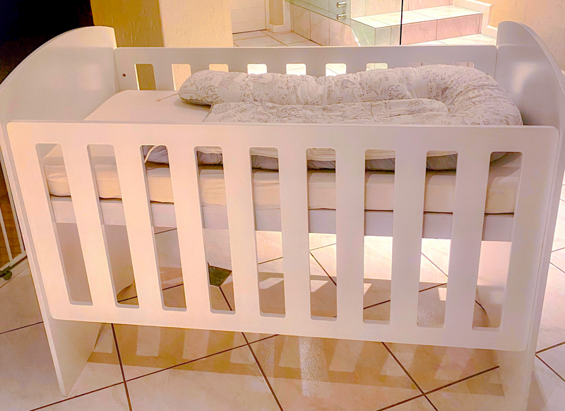 Baby Cot &#43; Fisher Price Swing