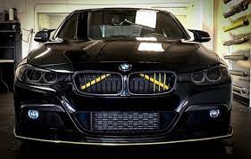 BMW V-Brace Heat resistant wrapping and Kidney grill Installation.