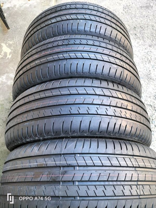 Mercedes Viano Tyres 245/50/19 Bridgestone Alenza normal Tyres