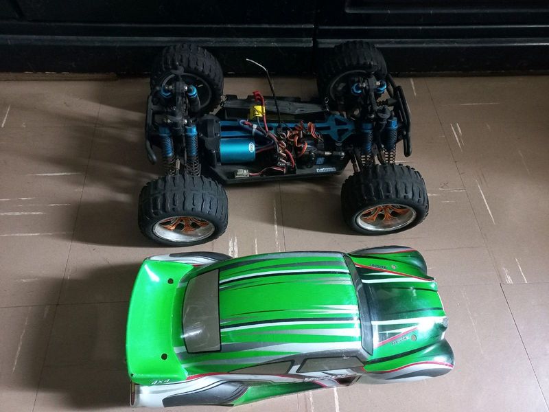 1/10 scale rc truck