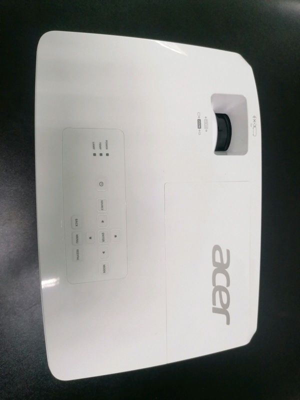 Acer data projector
