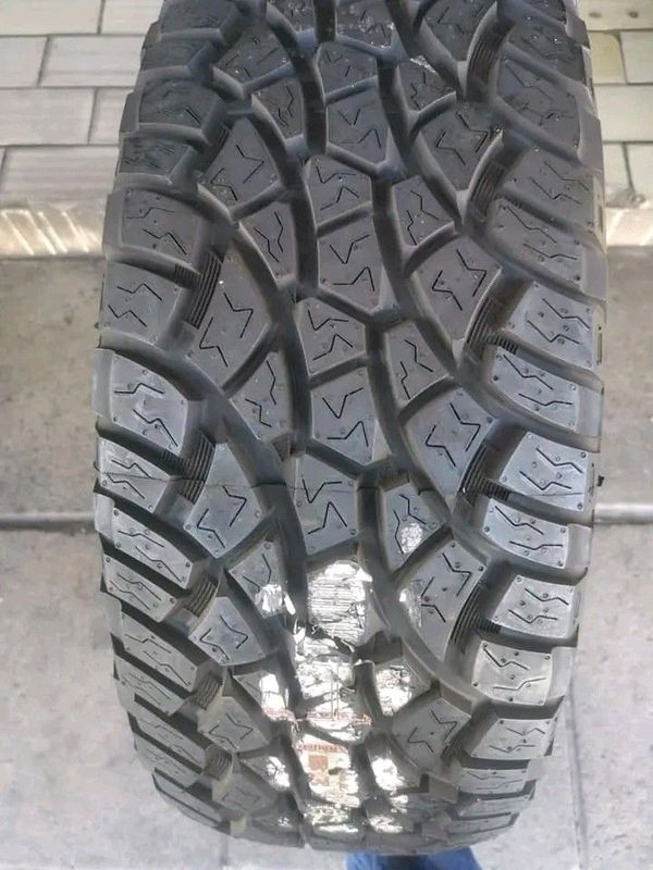 One 255 55 19 Cooper zeon LTZ brand new tyre available for sale