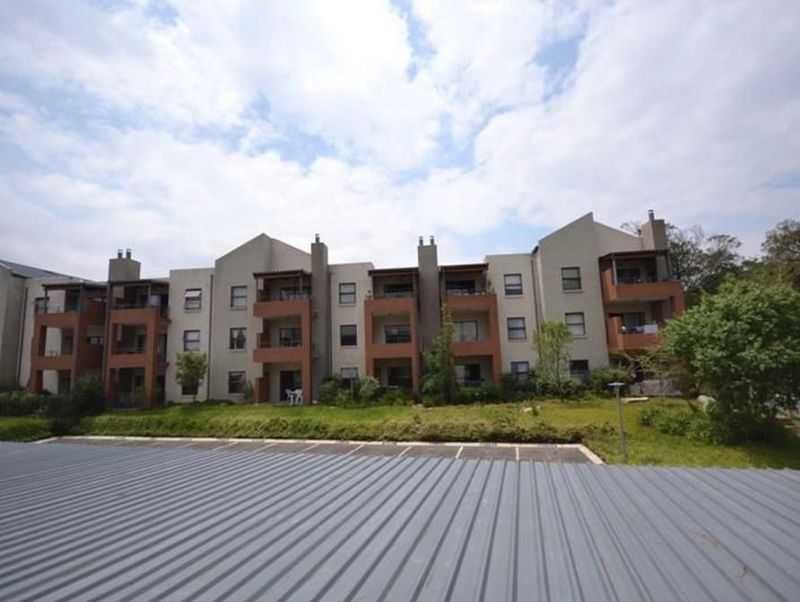 2 Bedroom apartment in Bryanston For Sale