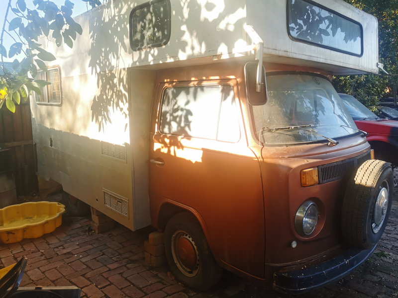 VW Kombi Camper 1977