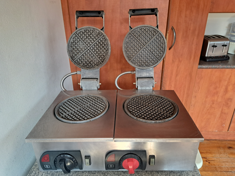 Anvil Waffle Machine