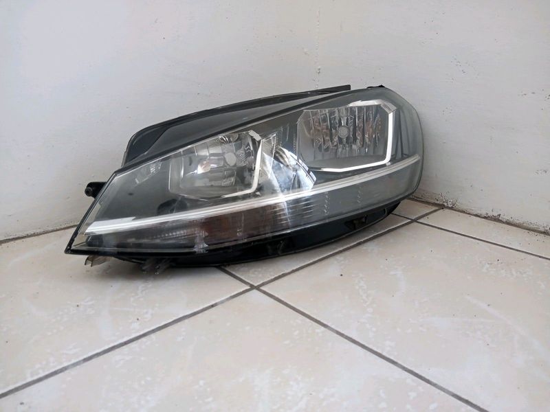 Golf 7.5 headlight for sale(sold)