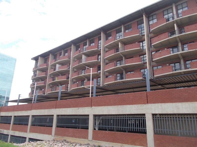 1 Bed Apartment to Let in Braamfontein Werf
