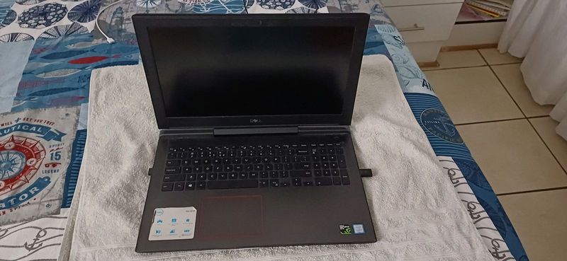 Dell G5 Gaming Laptop