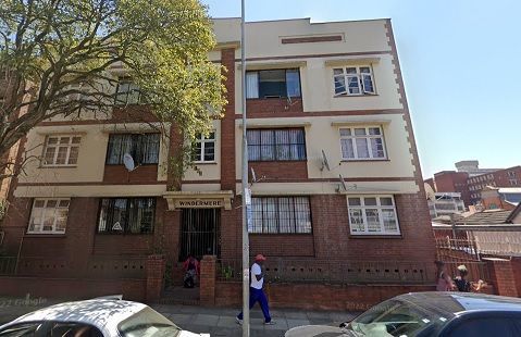 Two bedroom flat available to let in Pietermaritzburg Central