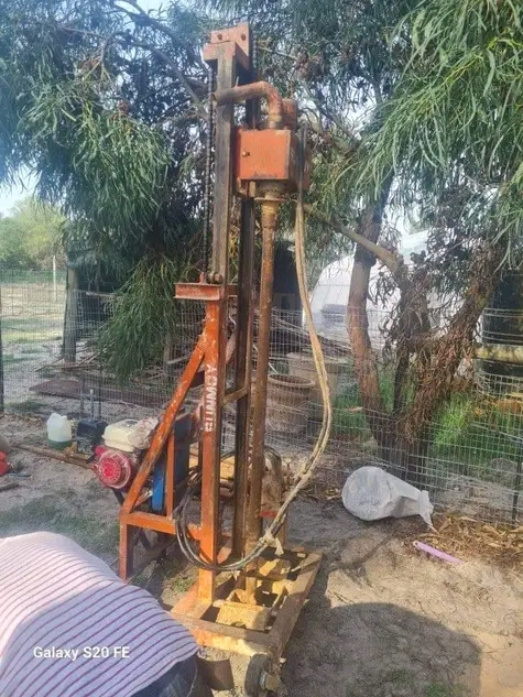 Borehole and wellpoint water installation