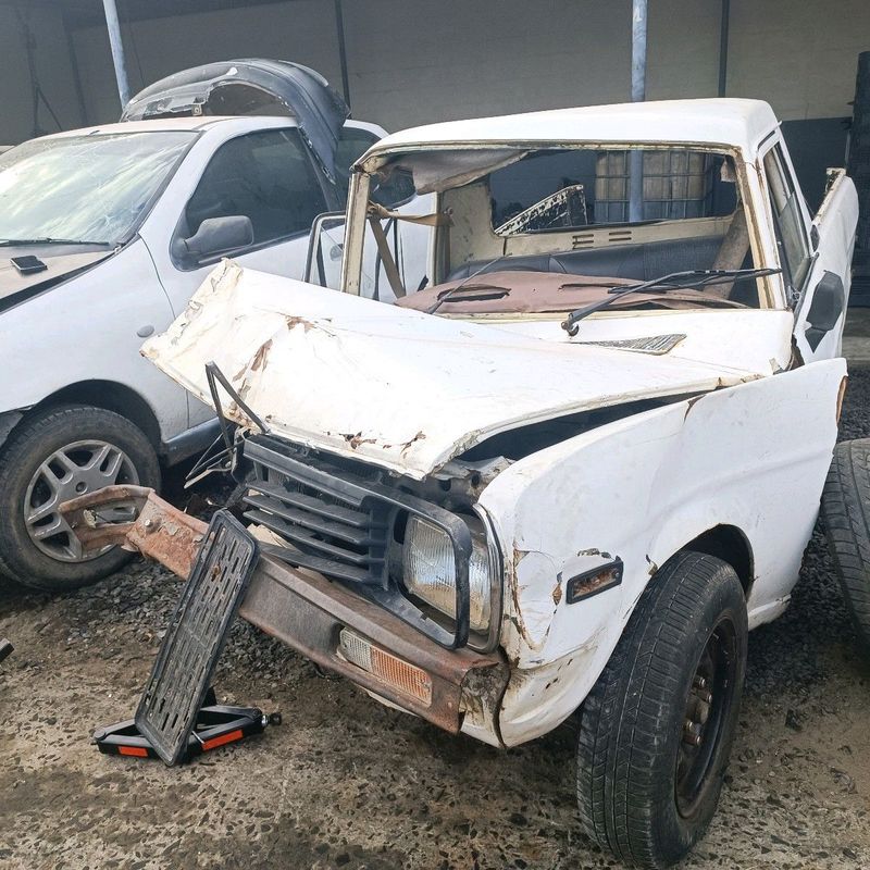 Nissan 1400 for parts