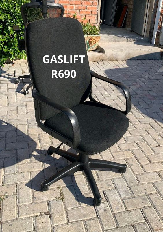 WORK STATION GAS LIFT HIGHT ADJUSTABLE CHAIR