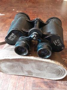 Safari field binoculars