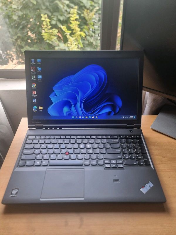 CORE I5 LENOVO THINKPAD T540P LAPTOP 8GB RAM R2900