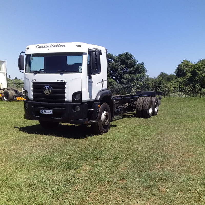 2012 VOLKSWAGEN 24.240 CHASSIS CAB
