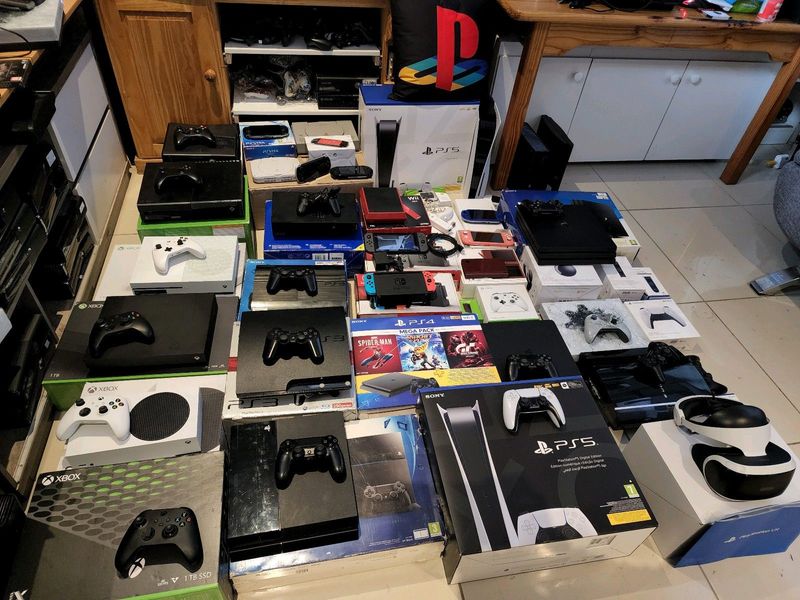 All gaming consoles for sale ps4 pro slim ps5 ps3 xbox one series s x nintendo switch ps5 digital