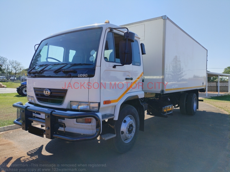 2013 - NISSAN DIESEL UD90 WITH INSULATED BOX BODY AND ZEPRO TAILIFT