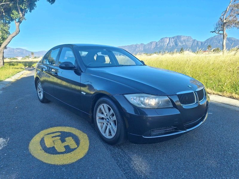 2008 Bmw 320i Auto in great driving condition(LADY OWNED)