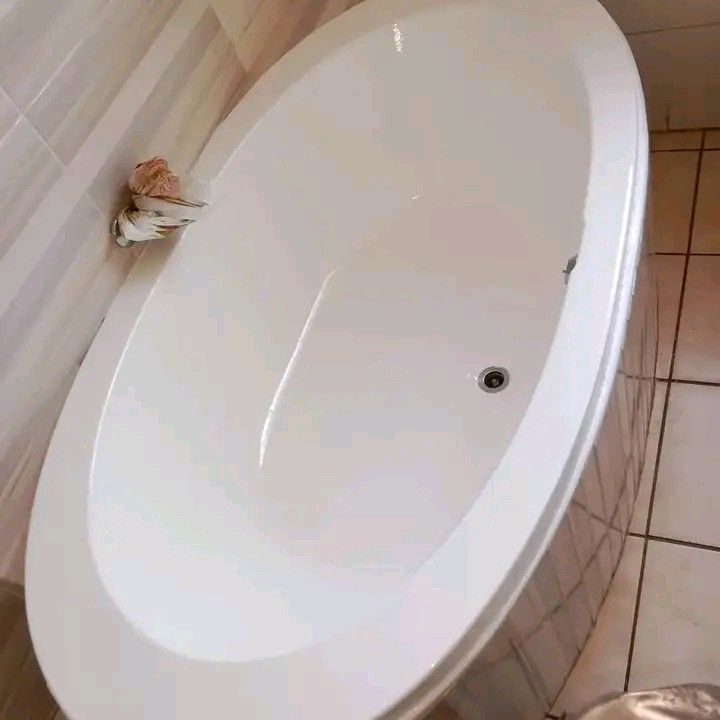 Bath tub re enamelling