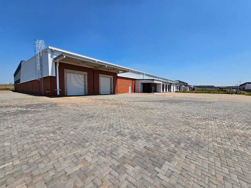 2196m² AAA Grade Industrial Unit with Offices - Witfontein – Kempton Park
