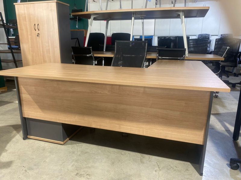 L-shape desk | credenza | drawers