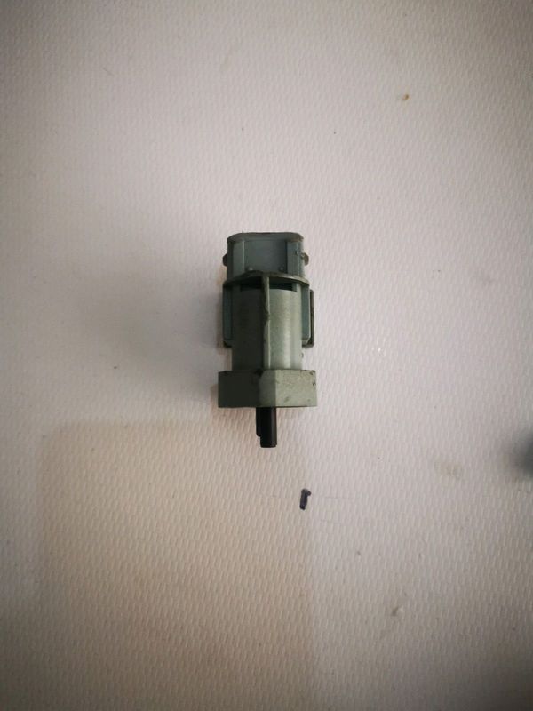 Kia picanto i 1 1 g4 h g 12 v 48 k w 04 11 gearbox speed sensor