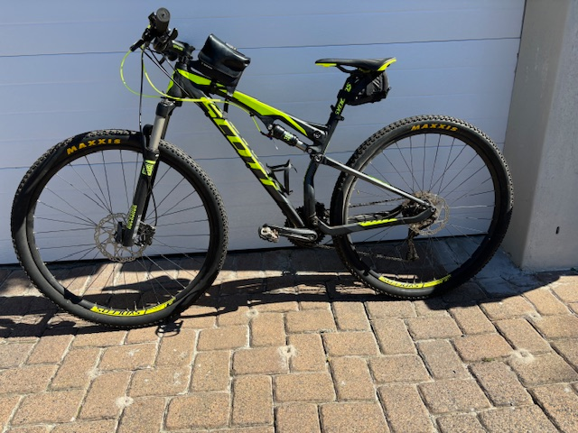 Scott Spark Mountain bike