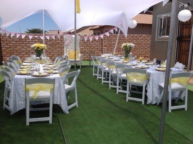 TABLES AND CHAIRS HIRE. STRETCH TENTS AND CABANA TENTS HIRE, MARQUEE AND UMBRELLAS HIRE.