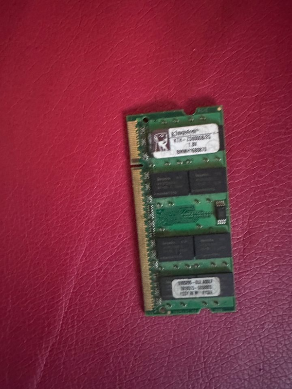 Kingston KTH-ZD8000B/2G (2GB DDR2 PC2-5300S 667MHz SO DIMM 200-pin) Memory.RAM for Laptop