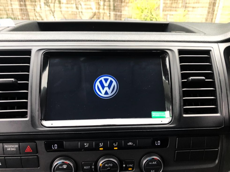 VW CARAVELLE 9 INCH ANDROID TOUCHSCREEN MEDIA PLAYER WITH GPS/ BLUETOOTH