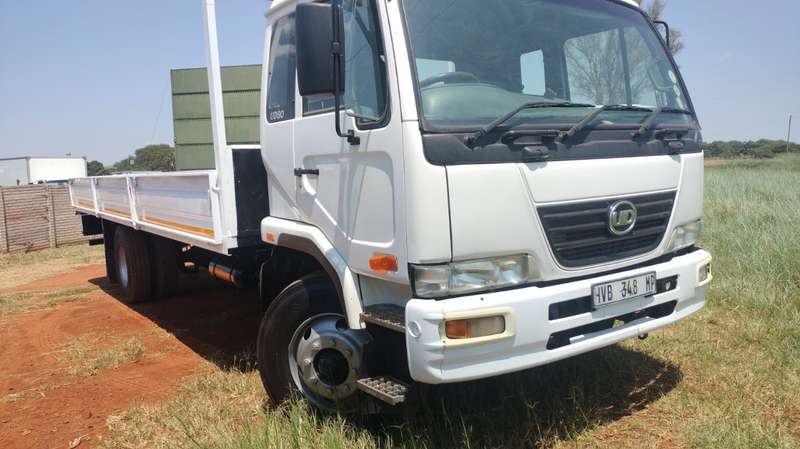 2013   NISSAN UD80 DROPSIDE TRUCK FOR SALE (T7)
